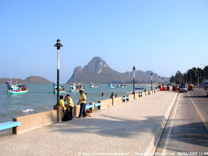 4x4Reisen Expedition, Expeditionstourismus, Sawasdee in Thailand 14 taegige Jeep Safari in den Erawan Nationalpark , 4x4 Offroad Adventure Gel&auml;ndewagenreisen und Gel&auml;ndewagentouren in S&uuml;dostasien, Abenteuer in Asien, Thailand, Laos, Kambodscha f&uuml;r Selbstfaher von Berlin nach Bangkok 1768874857  Mekong Issan Isan Isaan Reisen Jeep Safari Erwan Reisen Luxus Reisen Privat Reisen 4x4 Reisen Four Wheel Travel  Uwe Richter